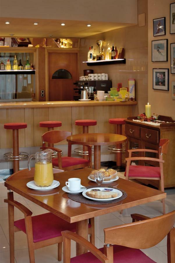 Apartament Piteus Centre San Lorenzo de Morunys Eksteriør bilde